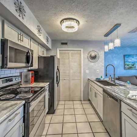 Cozy 1St-Floor Panama City Condo Steps To Beach!
